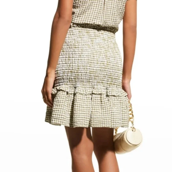 Veronica Beard Jeans
Aloya Smocked Seersucker Skirt Medium - Picture 2 of 13